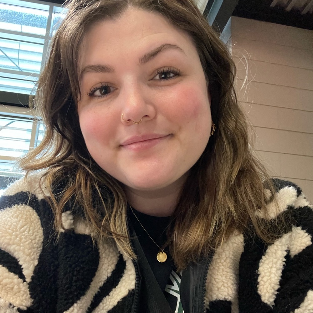 Meet your Posher, Lilly